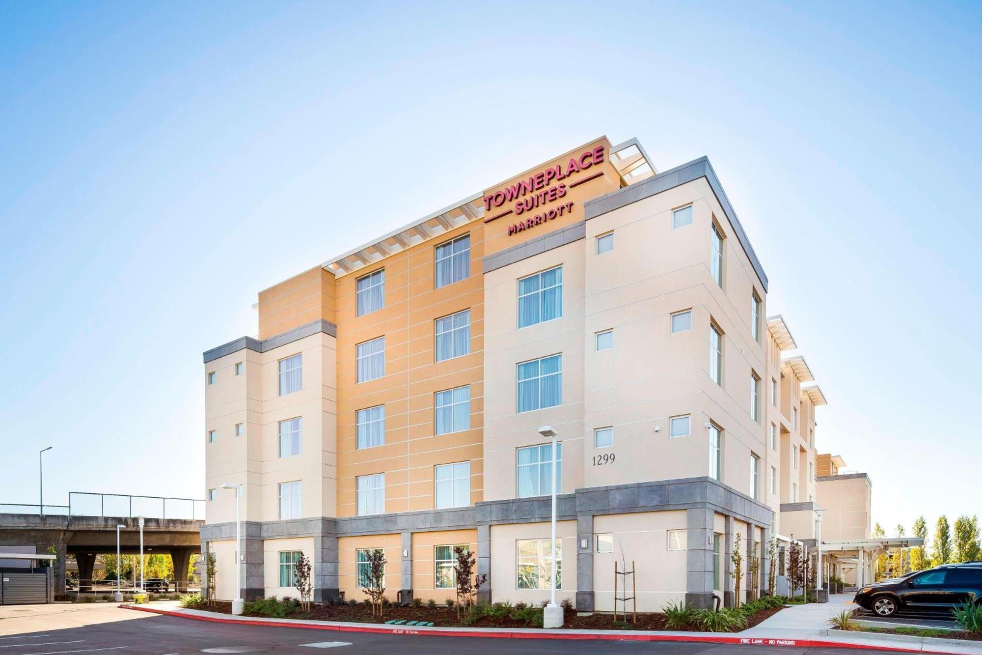 Towneplace Suites By Marriott San Mateo Foster City Exterior photo